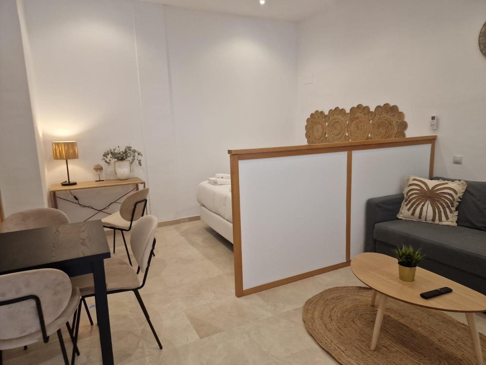 Isg Apartments Estudio En La Alameda 2 Sevilla Bagian luar foto